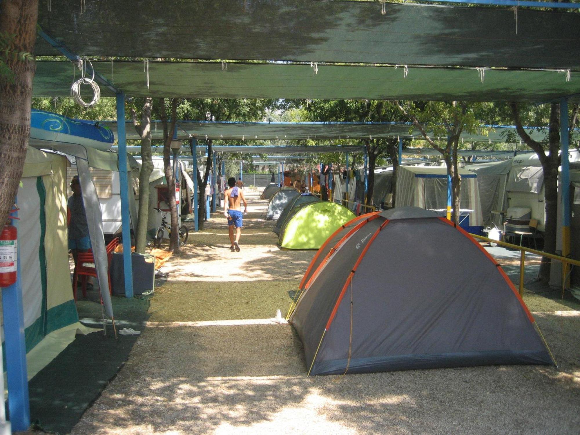 Mattinata Camping Exteriér fotografie